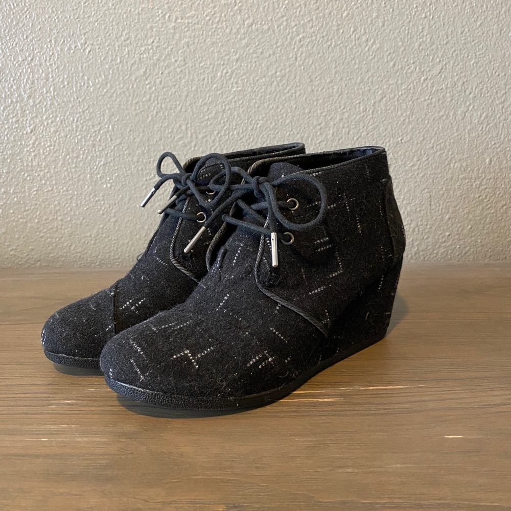 Toms Wedge Bootie